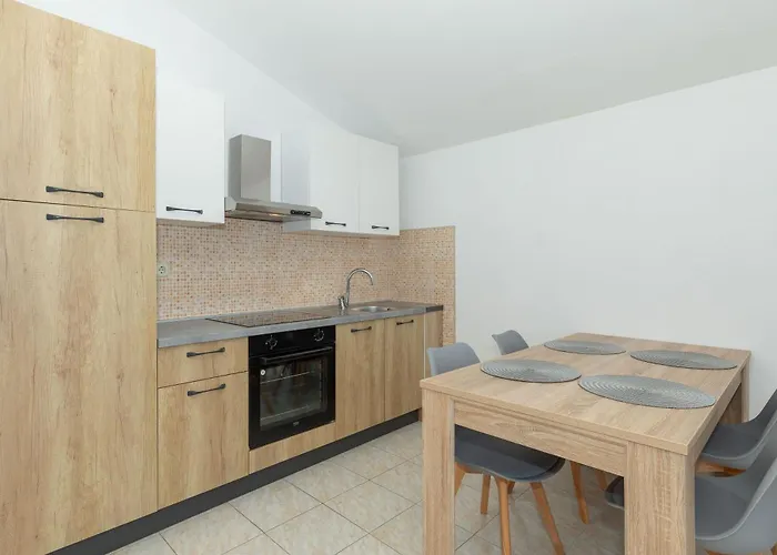 Perinic, No 1 Appartamento Vrsi