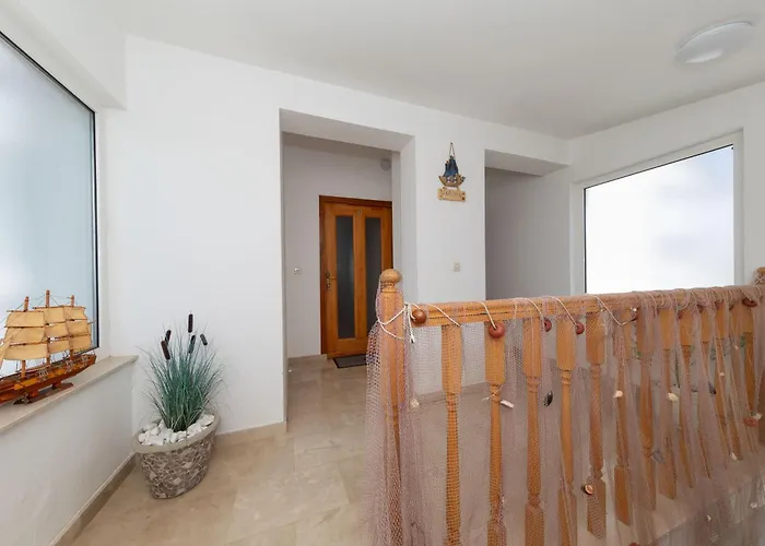 Perinic, No 1 * Vrsi