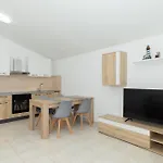 Perinic, No 1 * Vrsi