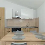 Appartement Perinic, No 1 Vrsi