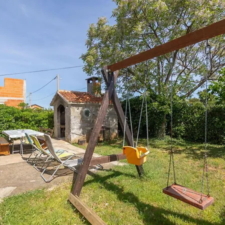 Apartment Perinic, No 1 *