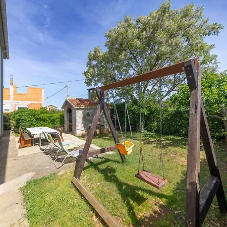 Apartamento Perinic, No 1 Vrsi