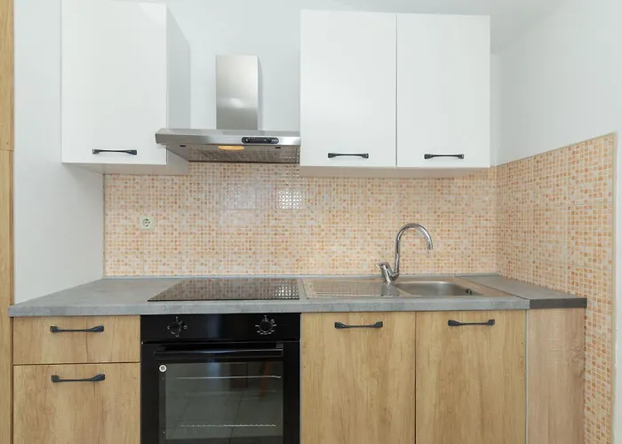 Perinic, No 1 Врси