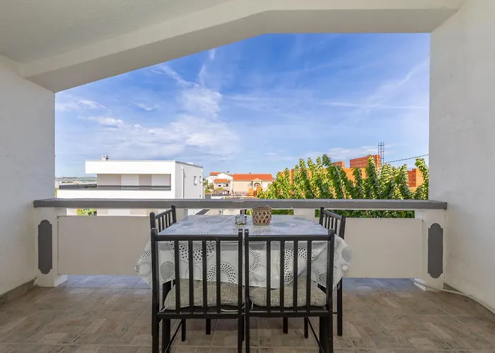 Apartamento Perinic, No 1 Vrsi